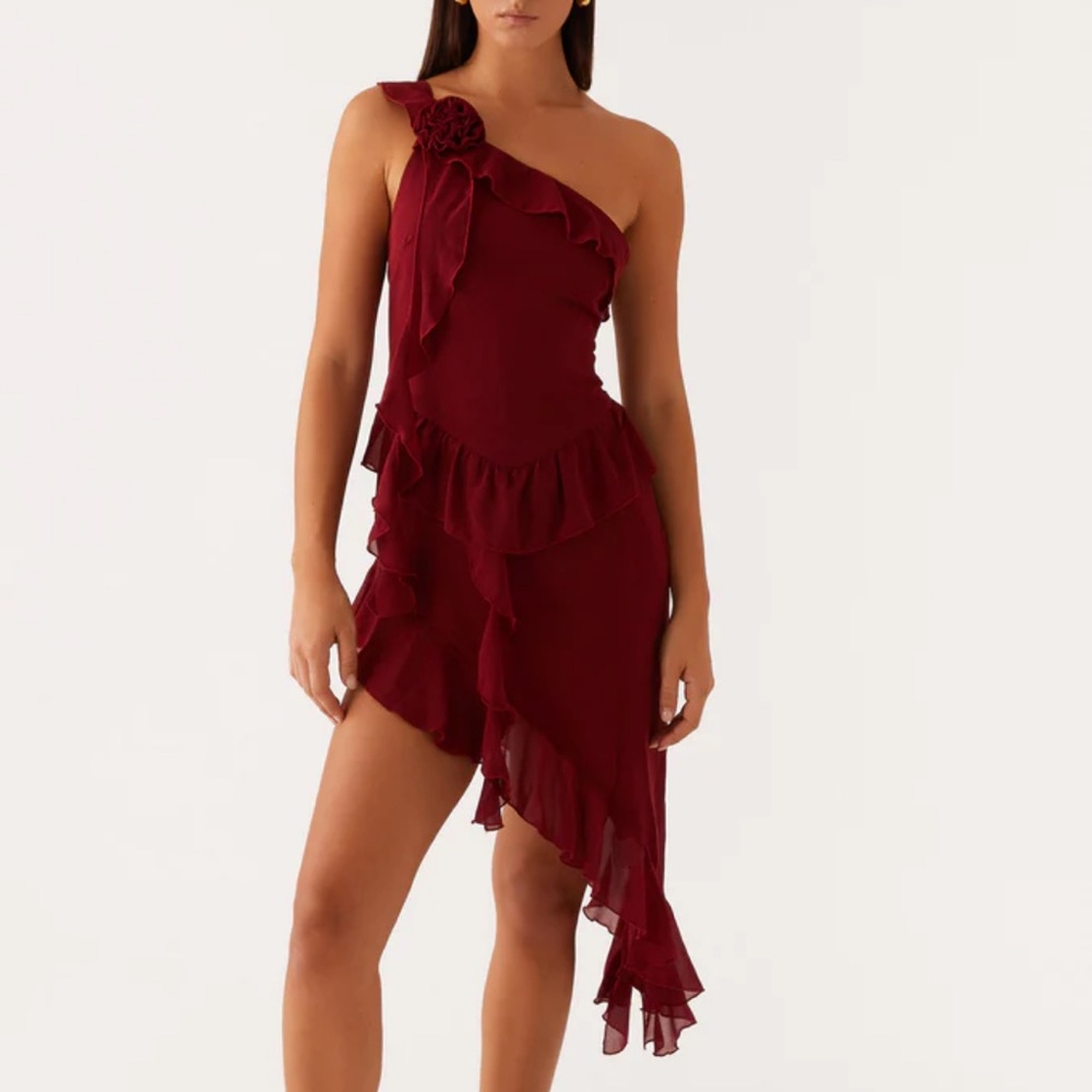NWT Peppermayo, No Secret One-Shoulder Asymmetrical  Dress in Deep Red, Size 4